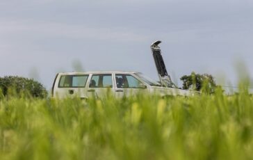panno bianco fuori dal finestrino