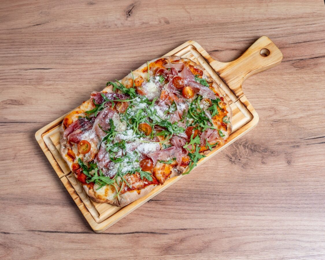 Si può mangiare la pinsa romana anche a dieta? Ecco cosa dicono i nutrizionisti