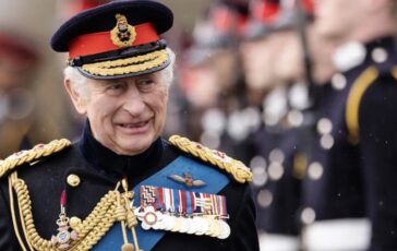 Re Carlo incontra Harry, Meghan e i nipotini