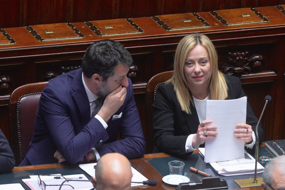 https://static.adhubmedia.com/notizie_it/wp-content/uploads/2026/07/sondaggi-politici-supermedia-youtrend-tre-partiti-in-netta-crescita-ec14fc5d.jpg