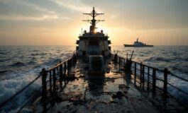 Stati Uniti colpiscono l'Iran: la situazione nello Stretto di Hormuz