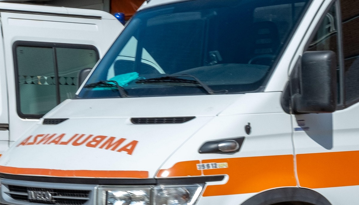 https://static.adhubmedia.com/notizie_it/wp-content/uploads/2026/08/59enne-colta-da-malore-durante-il-bagno-recuperata-priva-di-sensi-nel-lago-maggi-4140254b.jpg