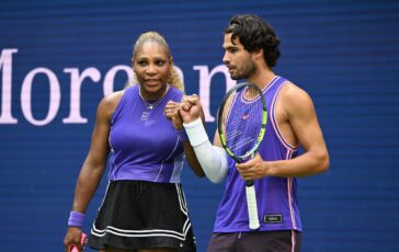 Alcaraz show al ritorno in campo con Serena Williams super debutto per la coppia da sogno poi il ko contro Cobolli 364x230