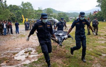 Alluvione in Nepal oltre 600 morti e 2.500 dispersi il fango complica i soccorsi 364x230