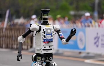 Arriva il robot. piu veloce di Bolt il record assurdo nei 100 metri 364x230