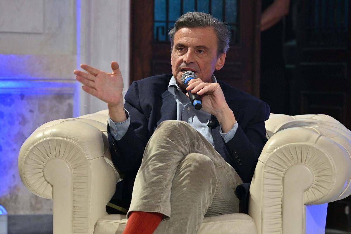 Azione, pochi 'finanziatori' vip per Calenda ma casse floride grazie a 1,5 milioni dal 2xmille