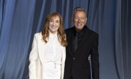 Bruce Springsteen tumore della moglie Patti Scialfa in remissione La ricerca non e politica ma speranza 265x160