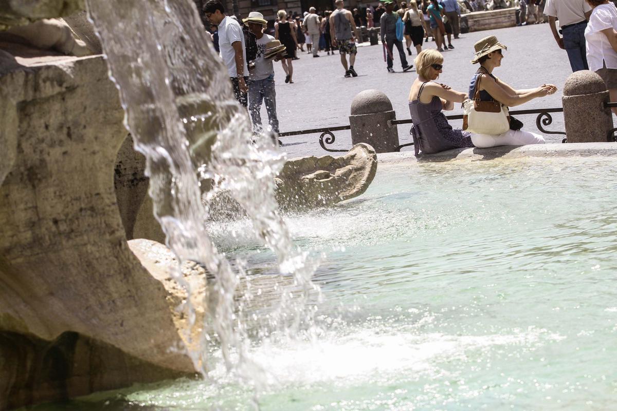 Caldo a Roma, il meteorologo: "Quarta ondata non se ne andrà prima di Ferragosto"