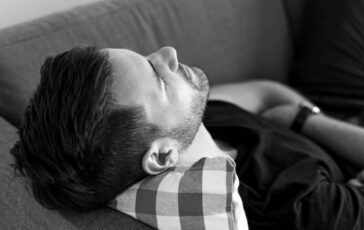 Caldo record lo psicologo Stress fisico e mentale da afa persistente 4 consigli contro lirritabilita 364x230
