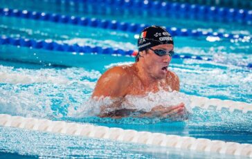 Chi e Nicolo Martinenghi oro agli Europei di nuoto nei 100 rana 364x230