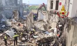 Crollo palazzina a Messina ancora tre dispersi. Oggi gli interrogatori degli indagati 265x160