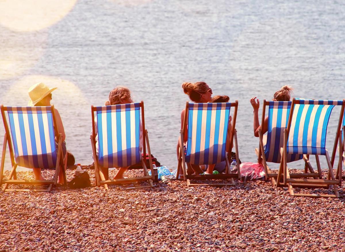 Dalle bollette alle vacanze, dal carburante al gelato: quanto ci costa agosto 2026