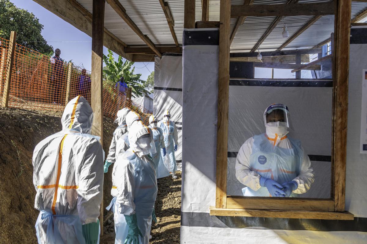 Ebola, epidemia in Congo cresce a velocità eccezionale. Oms: "3.605 casi con 1.587 morti"