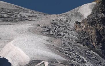 Emergenza climatica Legambiente Ghiacciai delle Alpi francesi a rischio perso il 35 del volume dal 2000 364x230