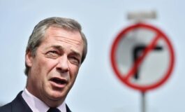 Farage contro tutti a Clacton 34 candidati con Count Binface e una maxi scheda elettorale 265x160