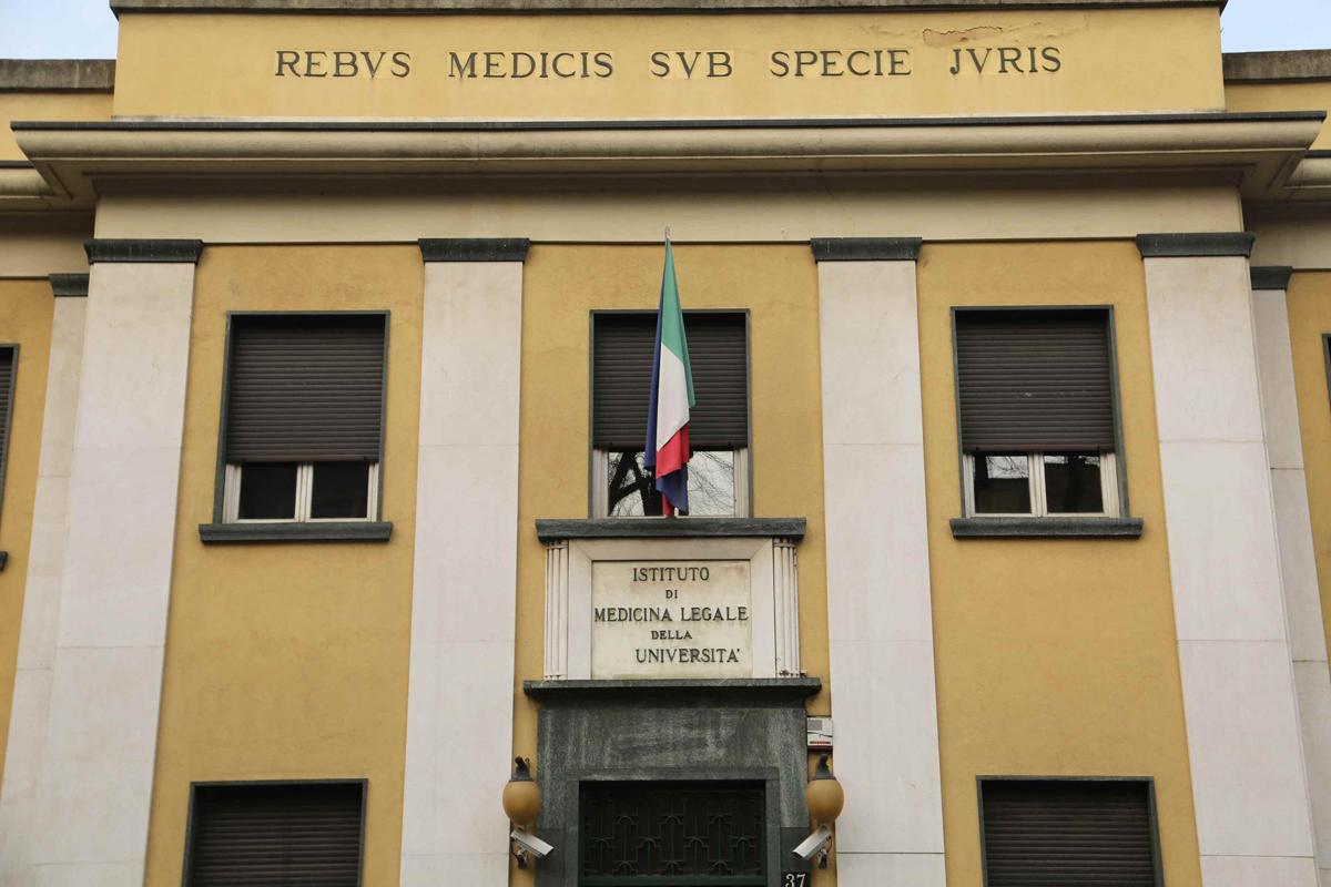 Focolaio di tubercolosi all'Istituto di Medicina legale di Milano, fino a 3 settimane per chiarire il quadro