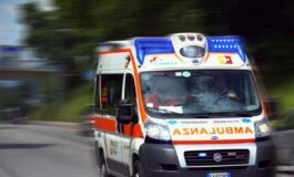 Furgone con braccianti a bordo si ribalta nel Foggiano un morto e 7 feriti 265x160