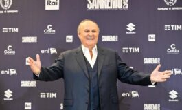 Gerry Scotti a 70 anni la ruota gira ancora il re dei quiz vive una nuova stagione doro 265x160