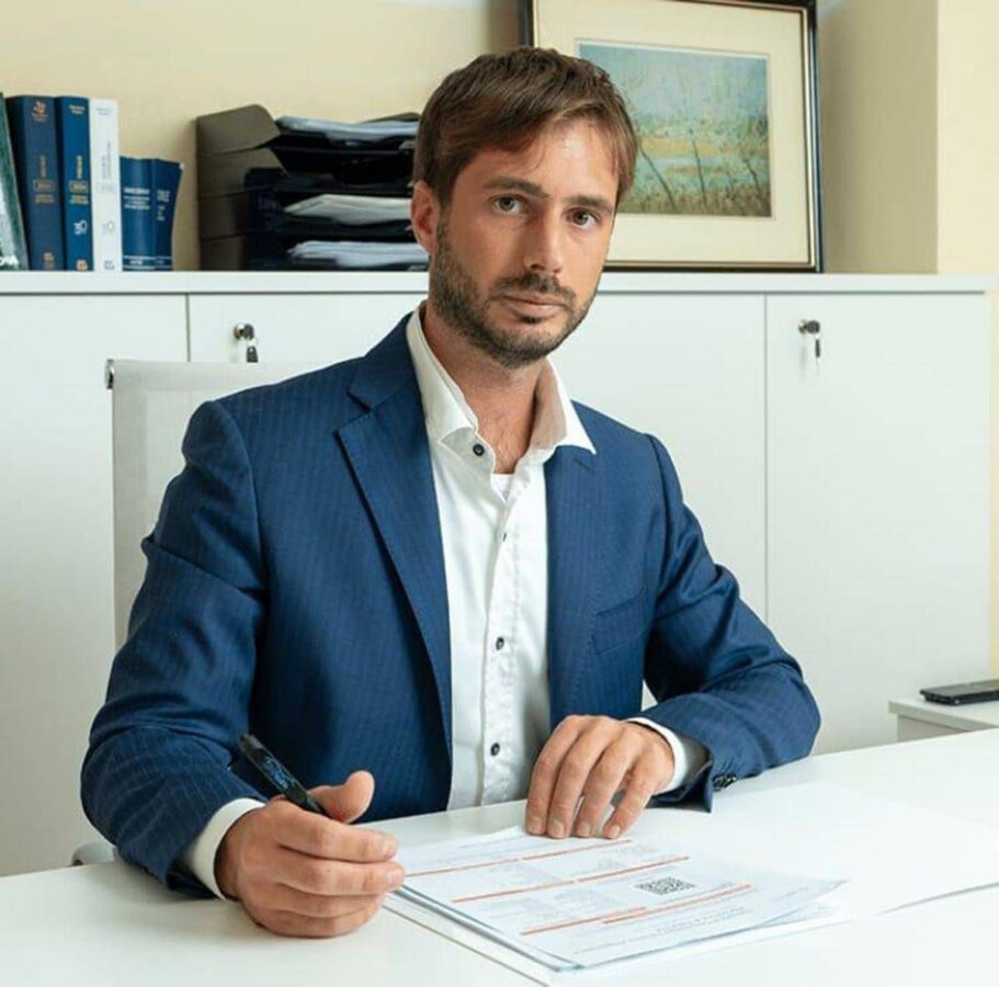 Il fiscalista Scandaletti, come gestire il costo del lavoro delle aziende horeca durante l'estate e salvare i bilanci