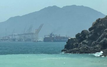 Iran Usa vicino accordo per riaprire Stretto di Hormuz 364x230