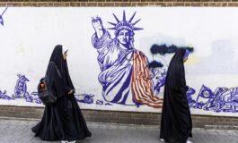 Iran al via loffensiva economica di Trump sanzioni contro 60 organizzazioni persone e navi 265x160