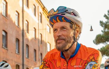 Jovanotti in Basilicata dal Cucu nei Sassi di Matera al concerto improvvisato nella Rabatana di Tursi 364x230