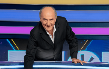 La Ruota della Fortuna festeggia i 70 anni di Gerry Scotti oggi puntata speciale 364x230