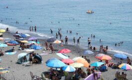 Lecce si sente male mentre nuota con gli amici morto 19enne 265x160