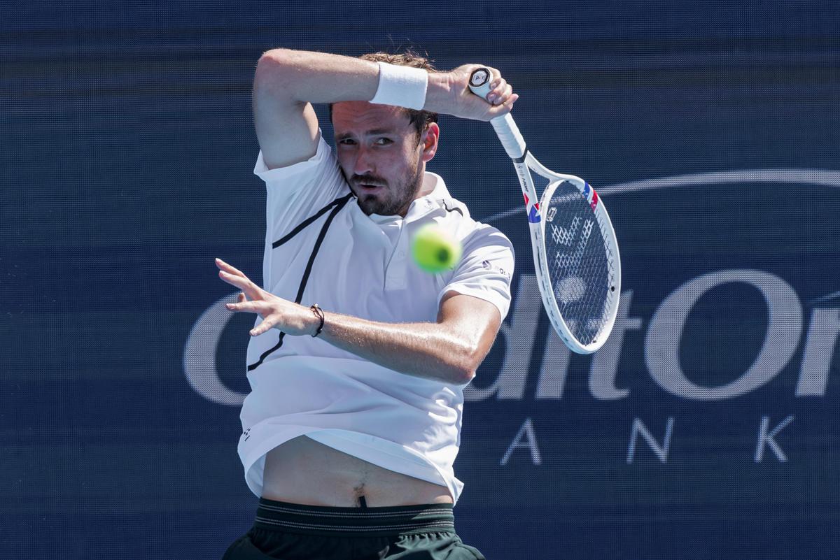 Medvedev eliminato a sorpresa a Winston-Salem: "Forse dovrei lasciare il tennis..."