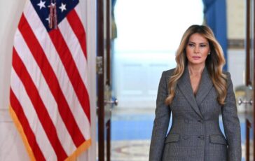 Melania Trump torna in pubblico dopo un mese il nuovo progetto e la risposta alle critiche 364x230