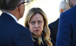 Meloni a Bonaccini Vota a destra chi ha studiato poco Noi non chiediamo titoli. Il dem Presa frase da ragionamento complessivo 265x160
