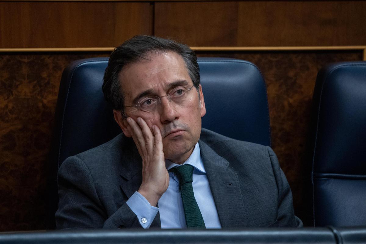 Migranti Ceuta, dalla Spagna nuovo attacco all'Italia: "Misura su controlli arbitraria, affronto ingiustificabile a dignità Ue"