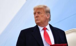 Migranti negli Usa arrivi in calo ma Trump intensifica la sua offensiva con blitz Ice negli aeroporti e nei tribunali 265x160