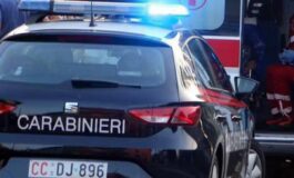 Milano si da fuoco nella sua auto e gravissimo 265x160