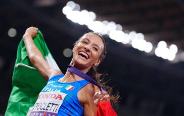 Nadia Battocletti e la dieta a base carne di struzzo medico nutrizionista Alleata preziosa dei muscoli 364x230