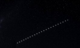 Non e un aereo non sono stelle il treno di luci in cielo il mistero dell8 agosto 265x160