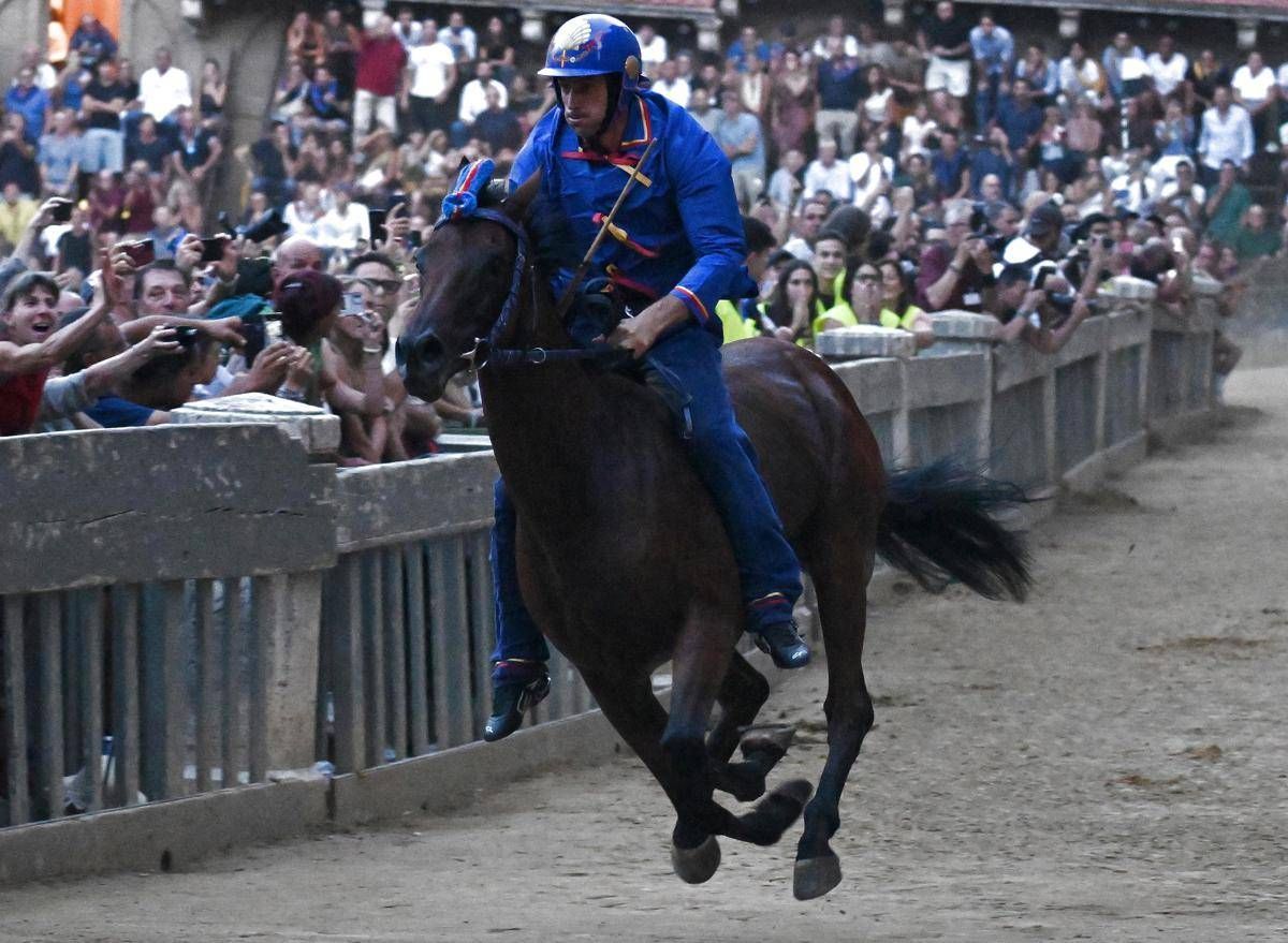 Palio Siena, notte tranquilla in ospedale per Tittia: condizioni in miglioramento