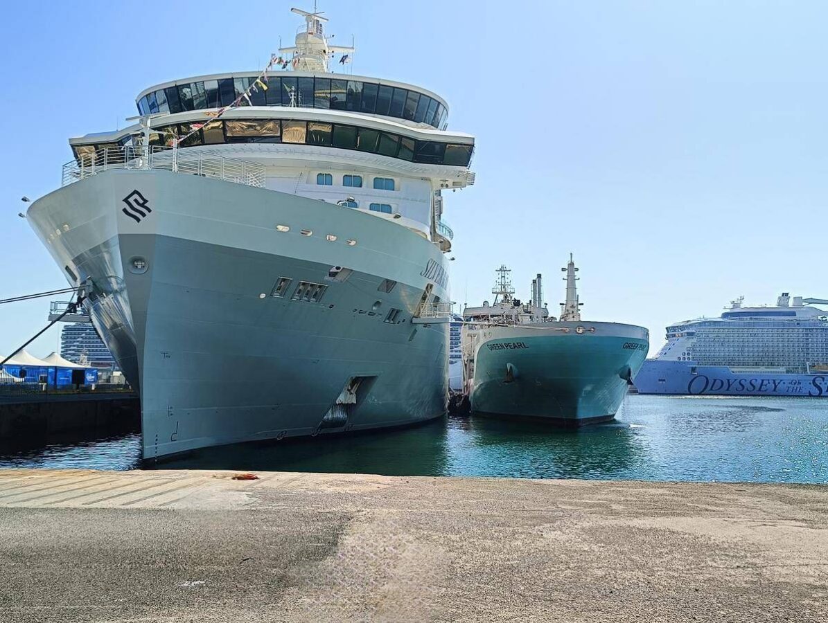 Porto di Civitavecchia, concluso con successo primo rifornimento di Gnl a una nave da crociera