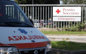 Prato spari al pronto soccorso ferito fuggitivo. Agente indagato per tentato omicidio 364x230