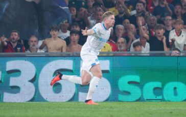 Ryanair provoca il Genoa risponde il battibecco social sul gol di De Bruyne 364x230