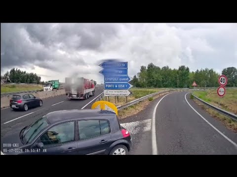 "Sei in contromano!" Automobilista rischia grosso sulla Firenze-Pisa-Livorno