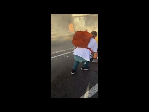 Terremoto in Colombia, il crollo e la fuga in extremis - Video