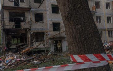 Ucraina missili balistici russi su Kiev 9 morti 364x230
