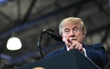 Usa Canada scoppia guerra commerciale tra dazi e accuse. Trump Ci derubano 364x230