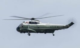 Usa il rapporto problemi di comunicazione al decollo quasi collisione per il Marine One di Trump 265x160