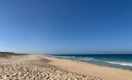 Vacanze al mare leffetto trappola della sabbia dalle passeggiate ai racchettoni ecco le insidie della vita da spiaggia 265x160