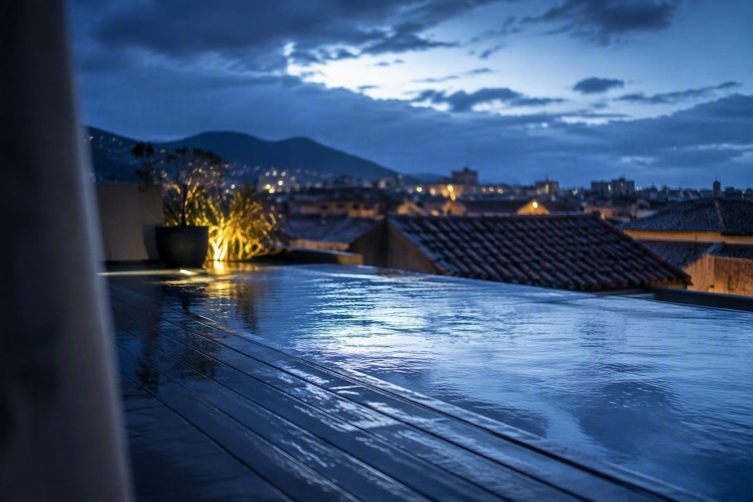 https://static.adhubmedia.com/notizie_it/wp-content/uploads/2026/08/a-palermo-bimba-annegata-in-piscina-cosa-e-successo-ieri-sera-az-1787913035.jpg