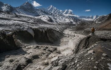 Alluvioni in Nepal: la tragedia al confine con il Tibet e il ruolo del cambiamento climatico