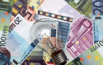 bollette luce e gas aumenti autunno