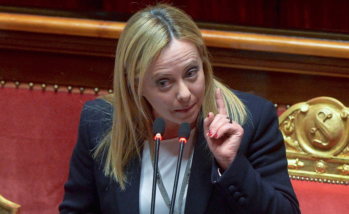 https://static.adhubmedia.com/notizie_it/wp-content/uploads/2026/08/chi-ha-studiato-poco-vota-a-destra-esplode-il-caso-bonaccini-la-dura-replica-di-0209e19f.jpg